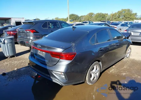 2020 Kia Forte Fe из США, поврежденный, VIN 3KPF24AD8LE191241